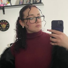 Sofia, Babysitter a Trecastagni