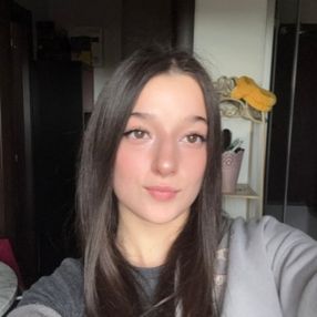 Ines, Babysitter in San Giustino