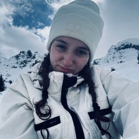 Valentina, Babysitter a Muggiò