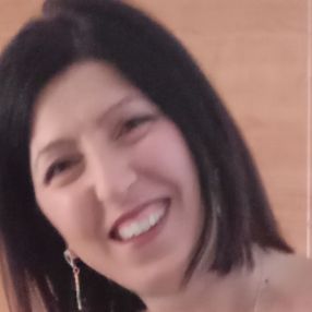 Antonella, Babysitter a Barletta