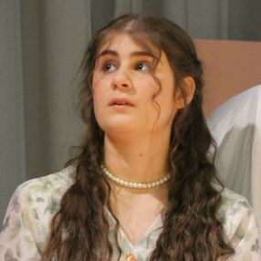 Giulia, Babysitter a Borgomanero