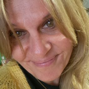 Alessandra, Babysitter in Porto Potenza Picena