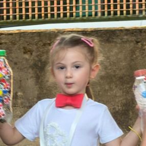 Cristina Gabriela, Famiglia a Terno D'isola