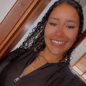 Thayna, Babysitter a Domodossola