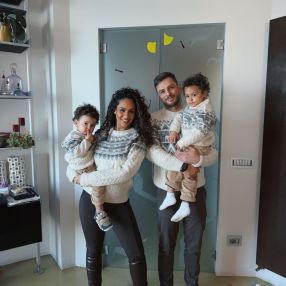 Carmela, Famiglia a Salerno