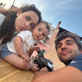 Laura, Famiglia a Bologna