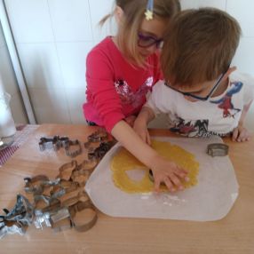 Vladia, Famiglia a Bellaria-igea Marina
