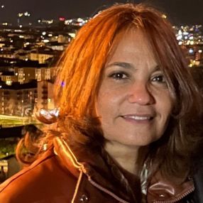Reguis Caridad, Babysitter in Gressan