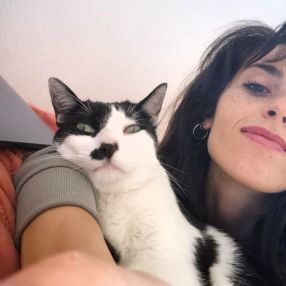 Giorgia, Babysitter a Romano di Lombardia