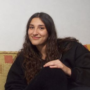 Milena, Babysitter in Rosta