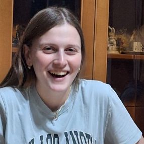 CHIARA, Babysitter a Monte San Pietro
