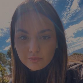 Giulia, Babysitter a Terricciola