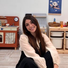 Ivon, Babysitter in Novara