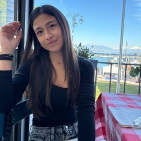 Sara, Babysitter a Vanzago
