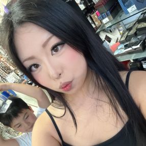 Zhou, Babysitter a Pontenure
