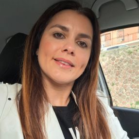 Sara, Babysitter a Viterbo