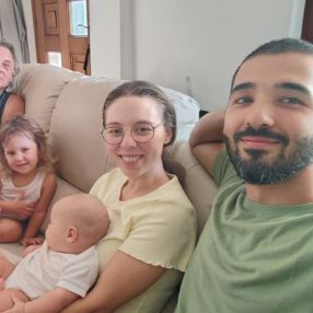 Anwar, Family in Chiesuola