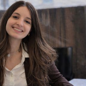 Elisabetta, Babysitter a Lissone
