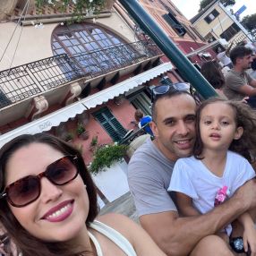 Ana Estefanía, Family in Sesto Calende