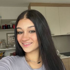 Francesca Alessandra, Babysitter in Cavalese