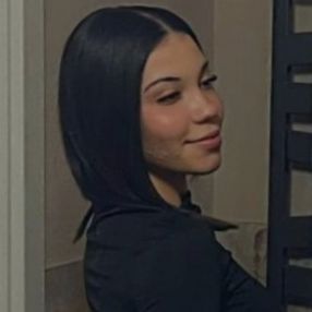 Lara, Babysitter a Valmorea