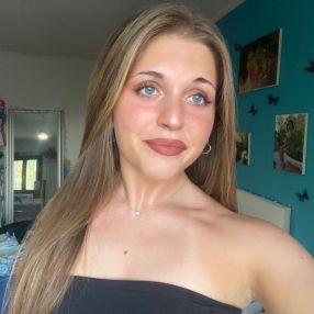 Matilde, Babysitter a Provincia di Savona
