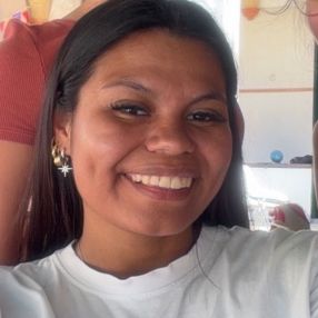 Andrea carolina, Babysitter a Maugeri