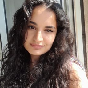 Elisa, Babysitter a Città metropolitana di Roma Capitale