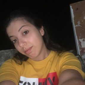 Noemi, Babysitter in Cinisi