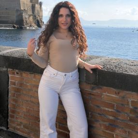 Alessia, Babysitter a Sant'anastasia