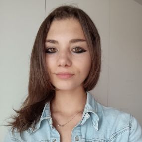 Nicole, Babysitter a Verzuolo