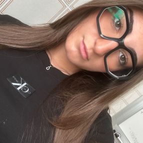 Asia, Babysitter a Provincia di Savona