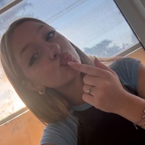 Noemi, Babysitter a Casandrino