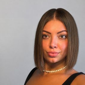 Carmela, Babysitter a Contrada