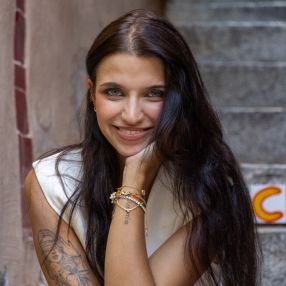Giorgia, Babysitter a Mirto