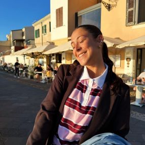 Aylén, Babysitter in Alghero