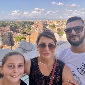 Mara, Famiglia a Legnago