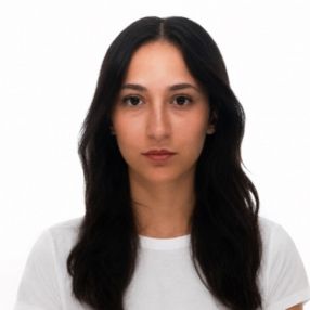 Linda, Babysitter a Romano di Lombardia