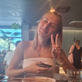 Klea, Babysitter in Chiusi
