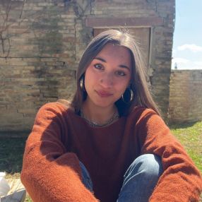 Angelica, Babysitter a Provincia di Fermo