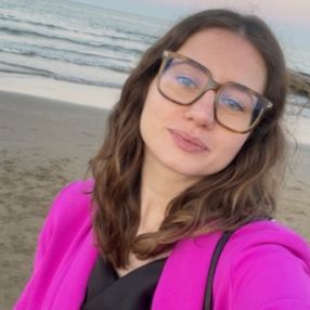 Elisabetta, Babysitter in Lido di Jesolo