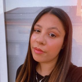 Manuela, Babysitter a Senorbì