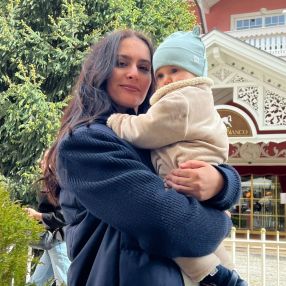 Elta, Babysitter a Bolzano