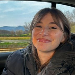 Elisa, Babysitter a Scarperia e San Piero