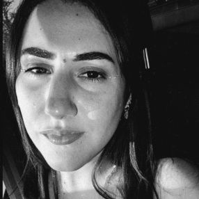 Laura, Babysitter a Bastiglia