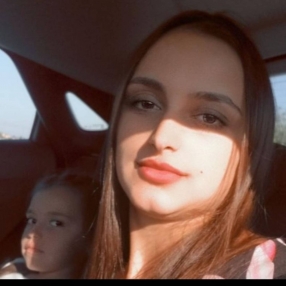 Klevisa, Babysitter in Romano di Lombardia