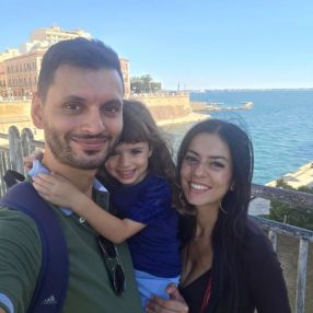 Brunella, Famiglia a Bologna