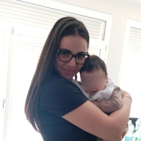 Sara, Babysitter in Sava