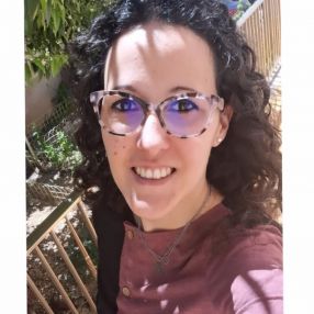 DEBORA, Babysitter a Modica