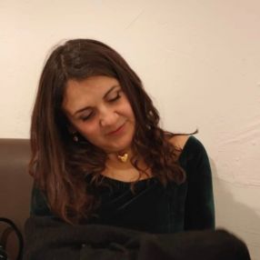 Lara, Babysitter a Provincia di Alessandria
